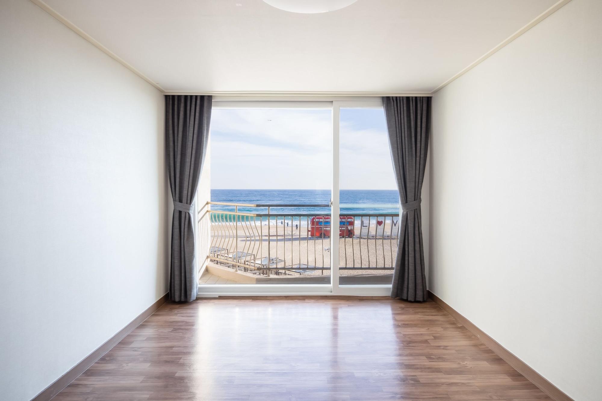 Kensington Resort Seorak Beach Sokcho Bagian luar foto