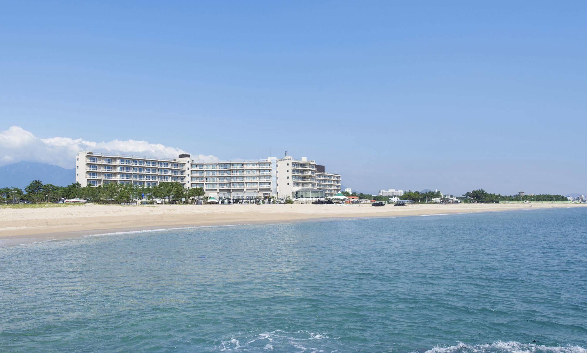 Kensington Resort Seorak Beach Sokcho Bagian luar foto